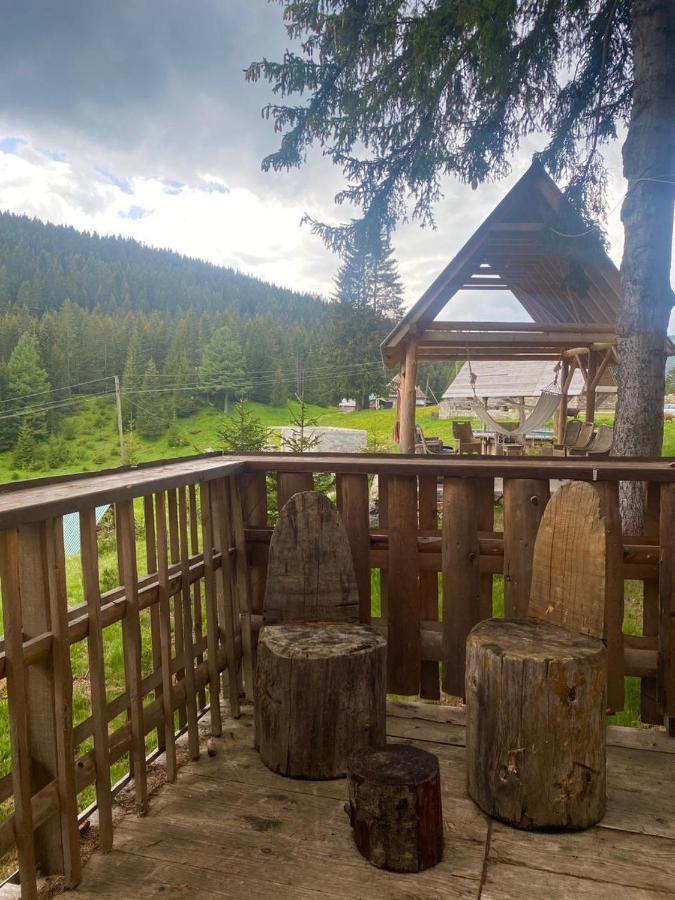 Pinetrees Lodge 플라브 외부 사진